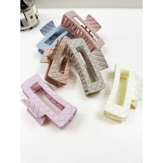 Matte Cut Out Rectangle Hair Claw boutique style from Ivy & Grace womens boutique