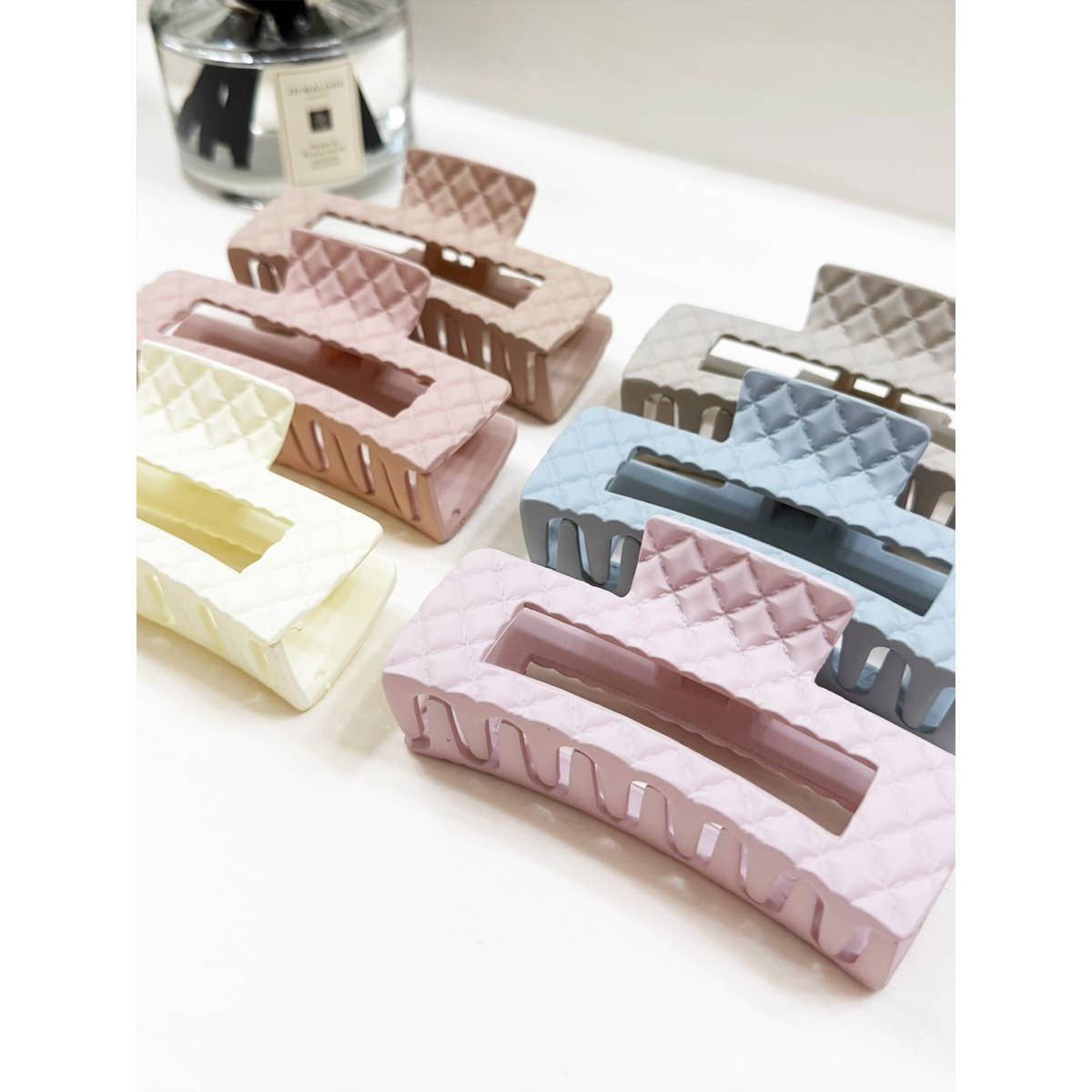 Matte Cut Out Rectangle Hair Claw boutique style from Ivy & Grace womens boutique