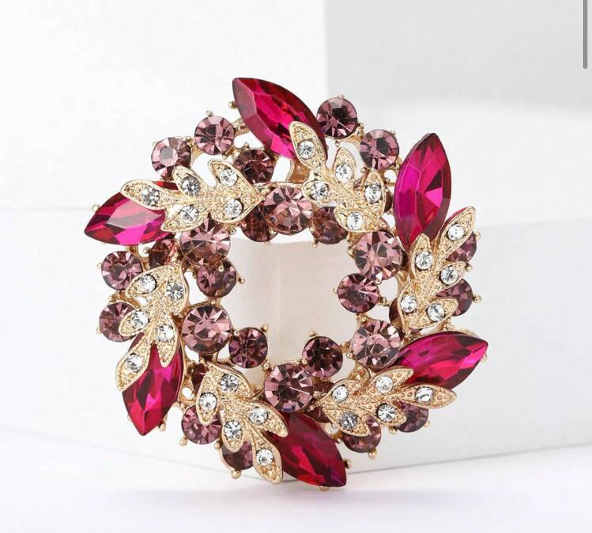 Wreath Brooch