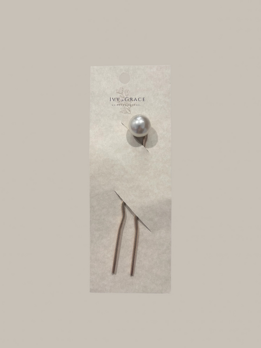 Small Pearl Hair Pin boutique style from Ivy & Grace womens boutique