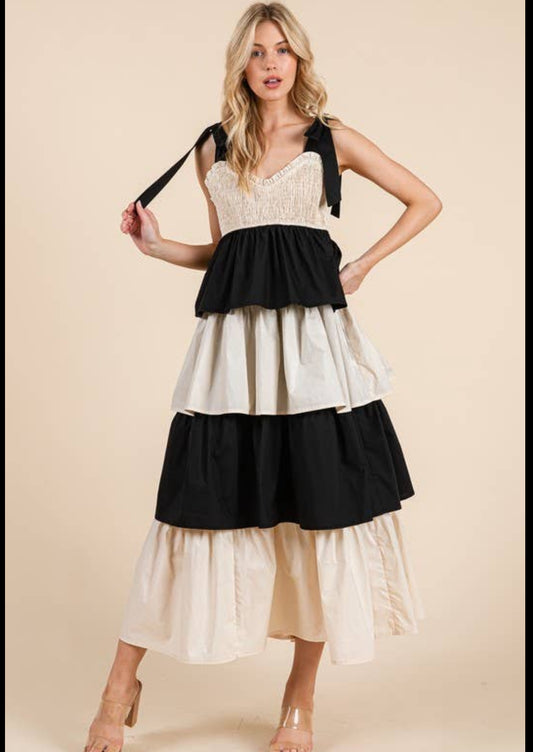 Black & Ivory Tiered boutique style from Ivy & Grace womens boutique
