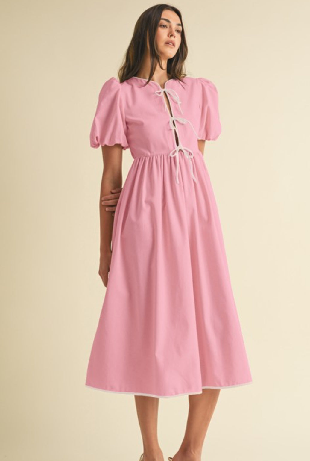 Pink Bow Tie boutique style from Ivy & Grace womens boutique