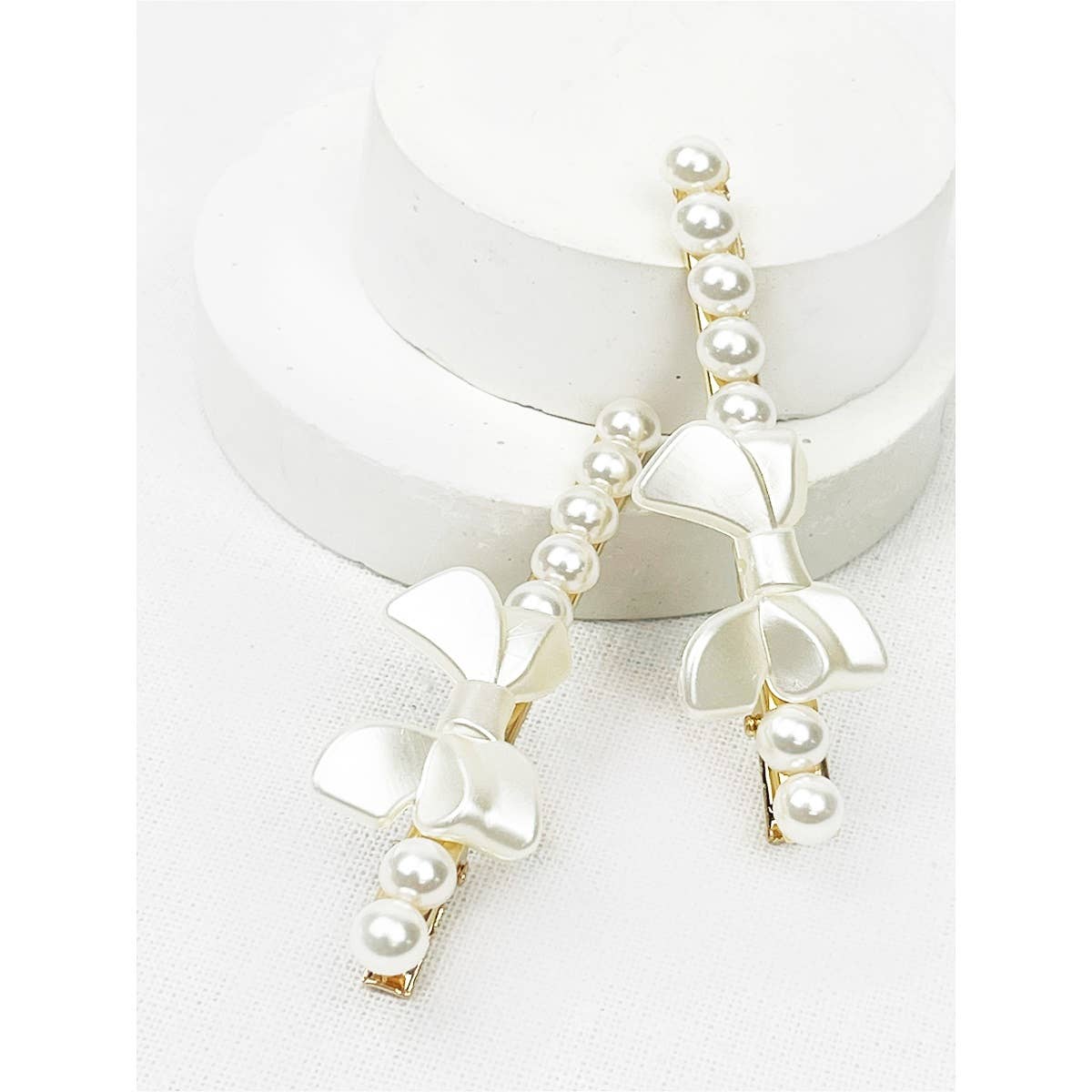 Bow Pearl Hair Pin boutique style from Ivy & Grace womens boutique