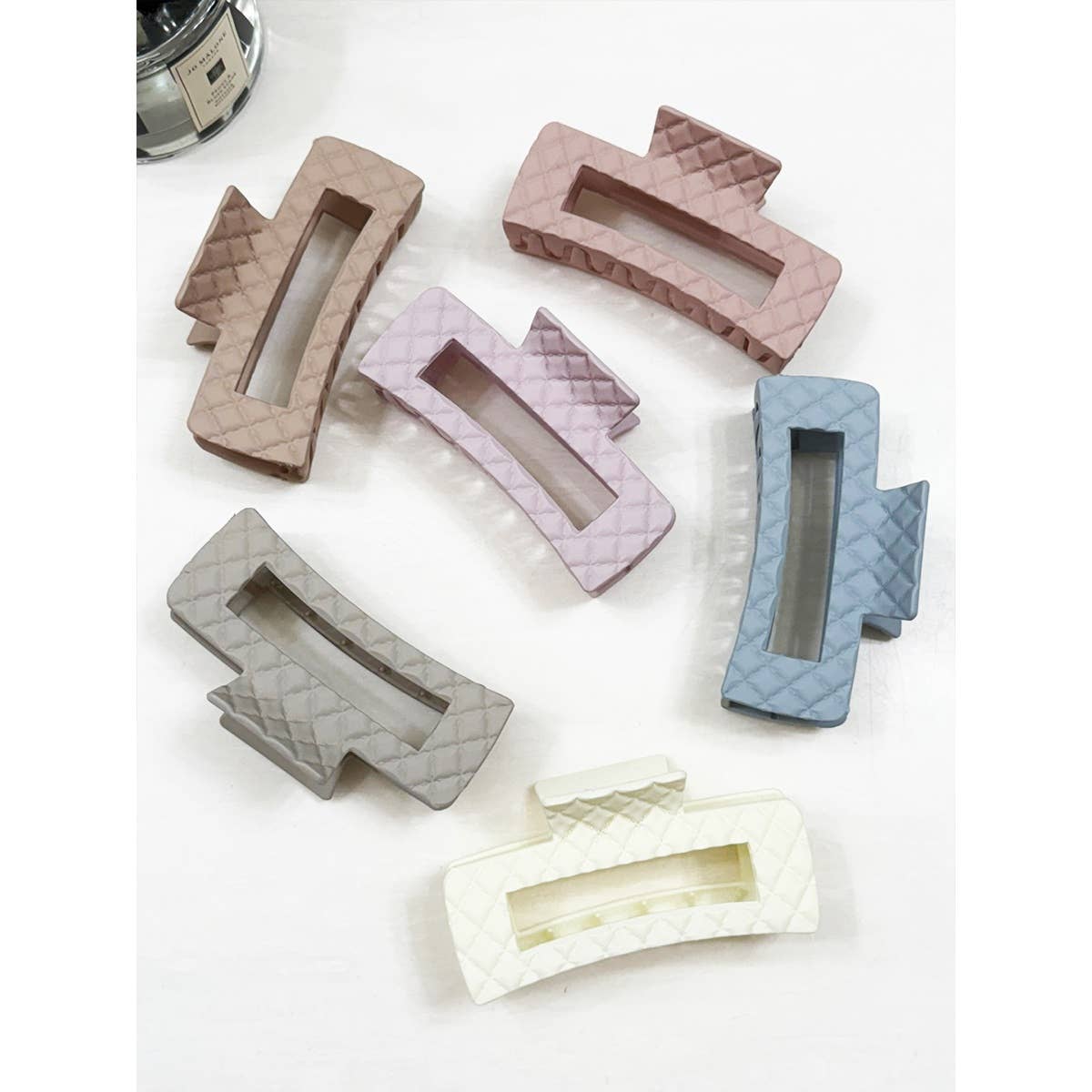 Matte Cut Out Rectangle Hair Claw boutique style from Ivy & Grace womens boutique