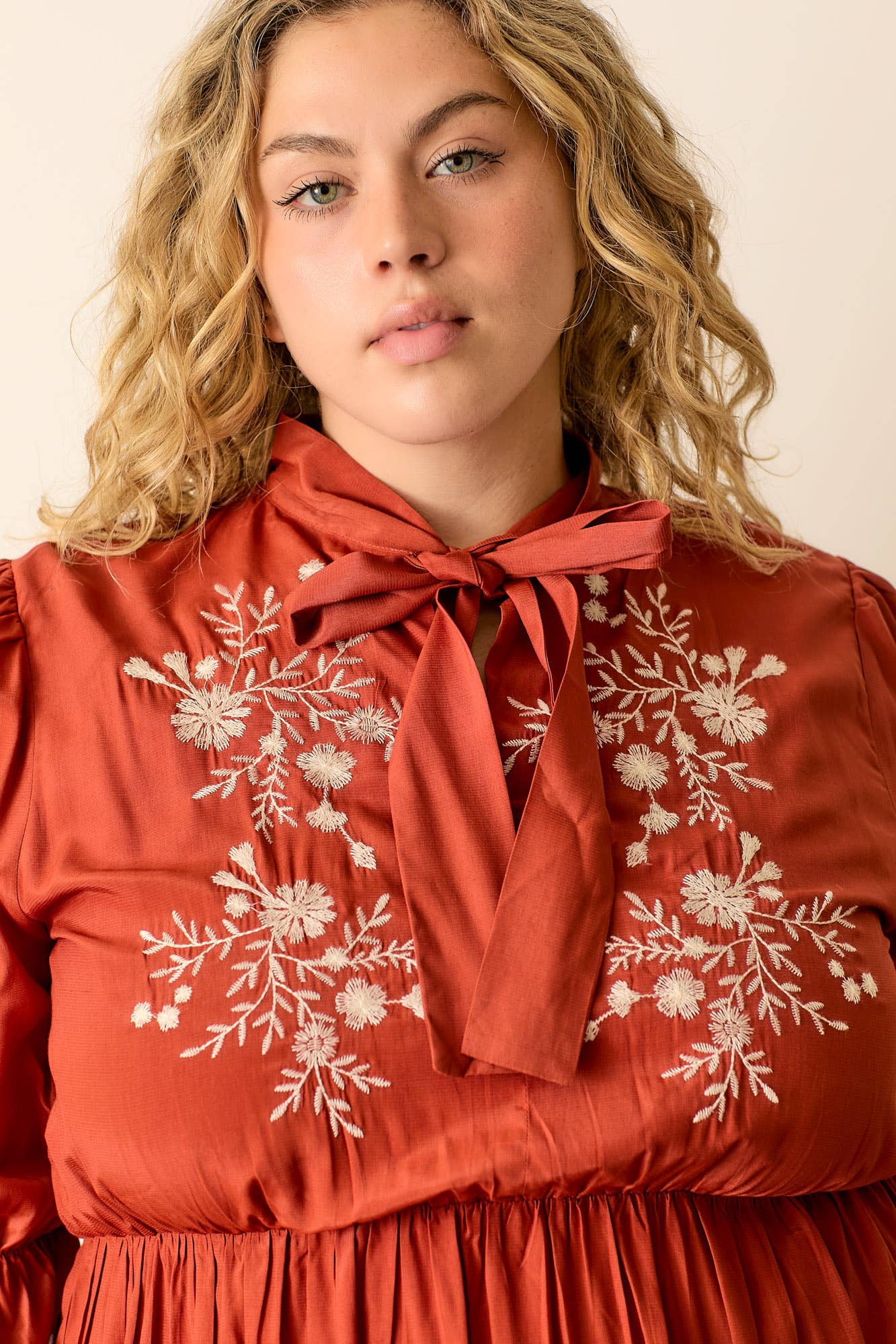 Floral Bow Tie boutique style from Ivy & Grace womens boutique